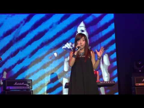 [HD] Roomie 米非 feat MEC Band "開門見山"121130 @台北廣告節