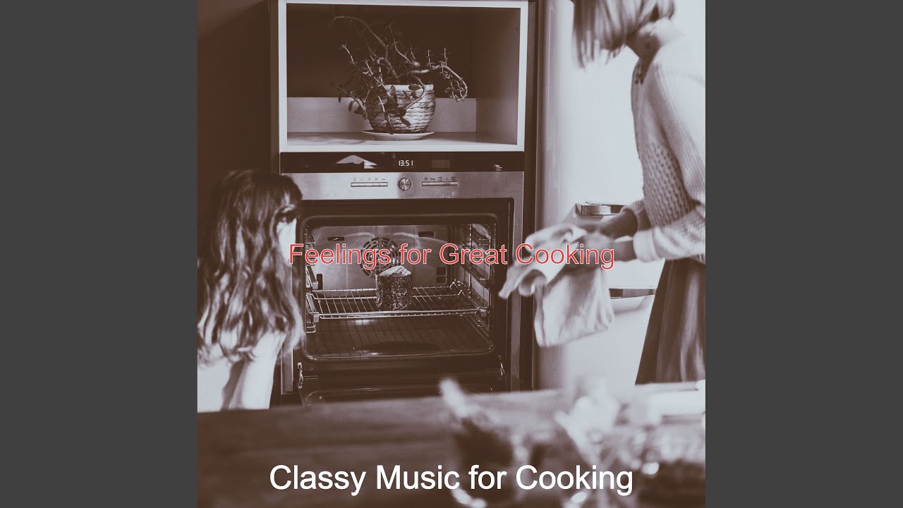 Bright Music for Outdoor Dining