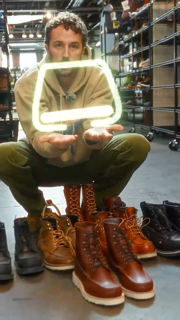 Most brands started faking that toe stitch in the 50s. This is the
