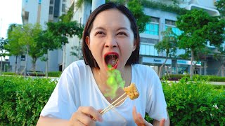 사상 최초 우유의 먹방 포기 선언!! 취두부는 아니잖아..｜Stinky Tofu Challenge｜Vietnam street food