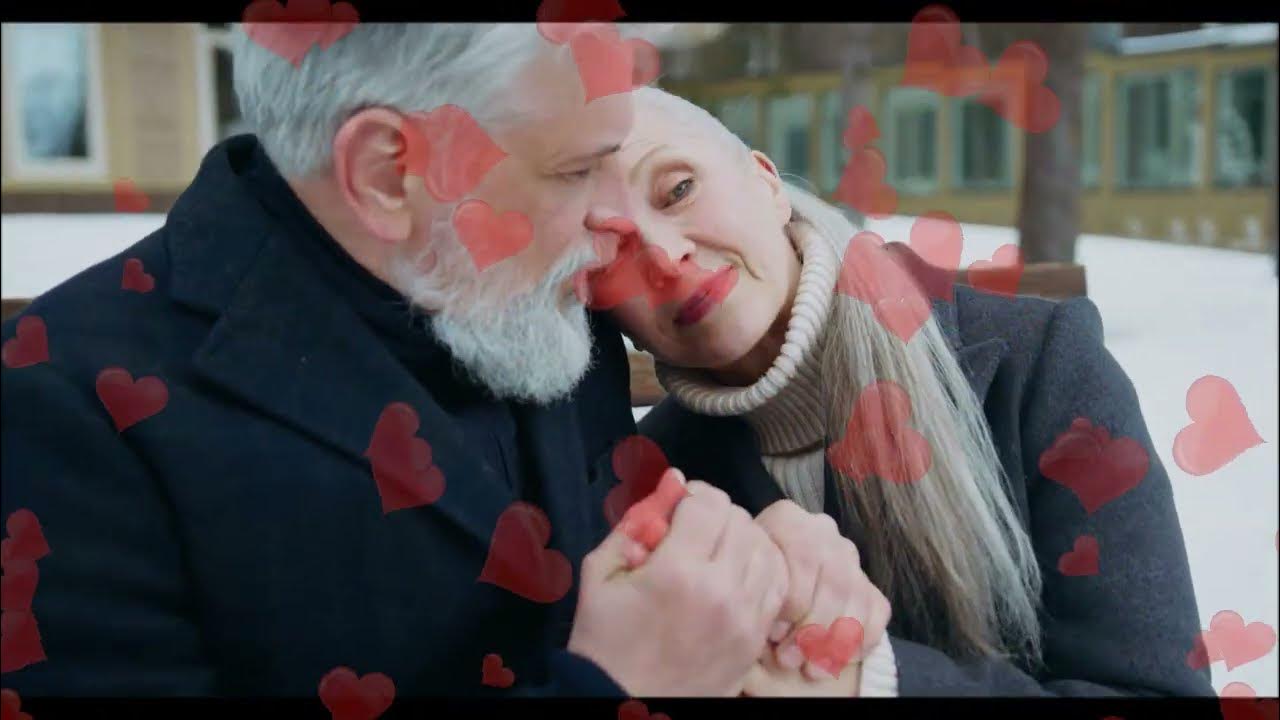 молчим вдвоем веселые