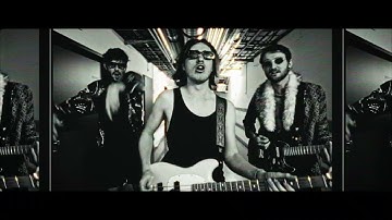 Malaka - Mr. Eloquent (Official Music Video)