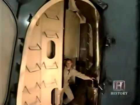 Marine Diesel Engine K98MC - YouTube