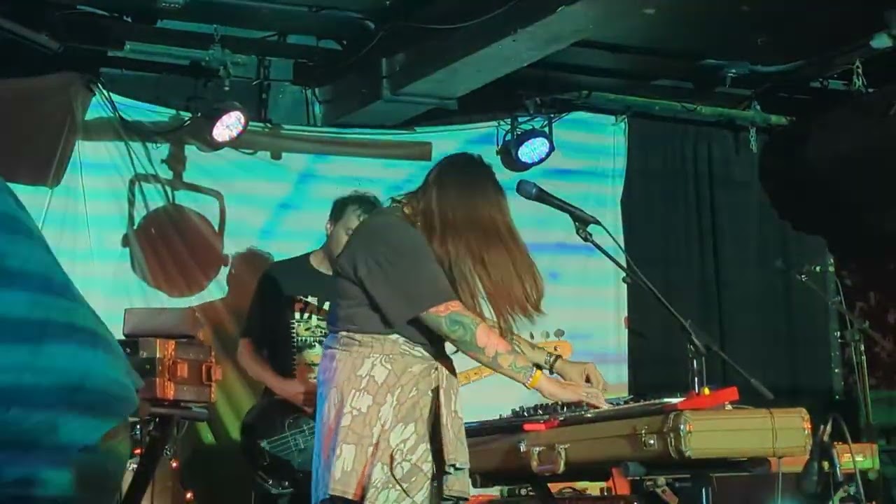 Dummy at the Empty Bottle 2 of 3