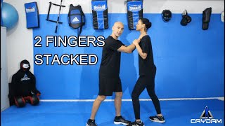 WOMENS SELF DEFENCE AGAINST A THROAT GRAB