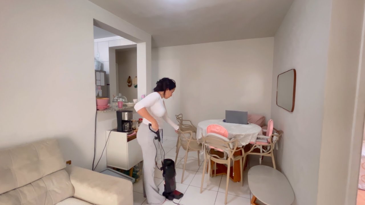 Acordo cedo para dar conta de tudo: casa, comida, roupas, crianças e eu mesma 🎀