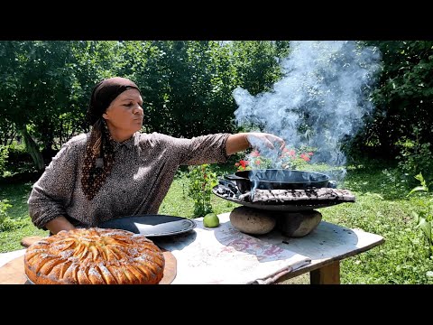 Video: Yavaş Bir Ocaqda Darçınlı Alma Pastası