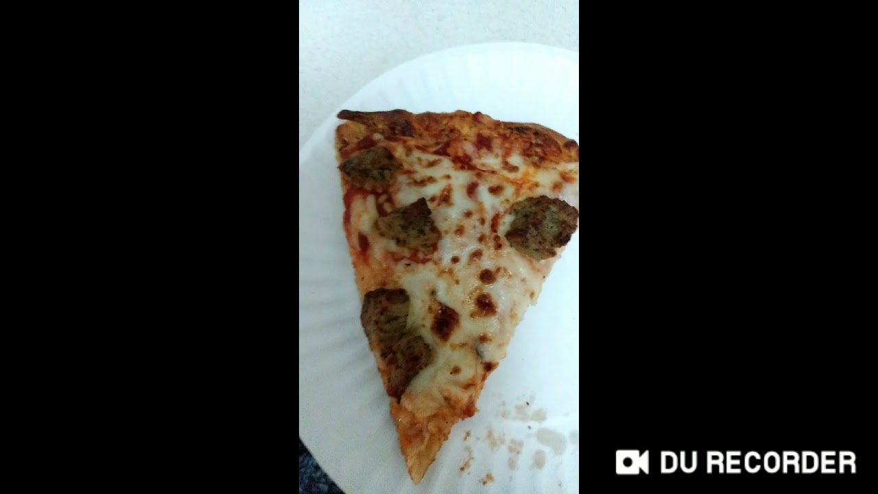 Domino's Large Italian Sausage Pizza & Refresco Goya Fruit Punch Soda