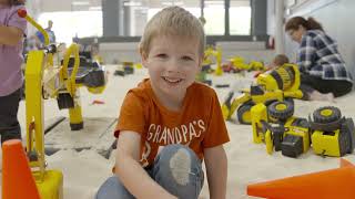 Little Diggers: Your Neighborhood's Largest Indoor Sandbox screenshot 3