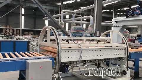 Automatic panel rotating and stacking machine
