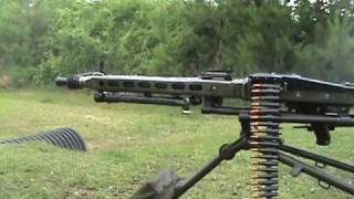 MG42 shooting quick burst