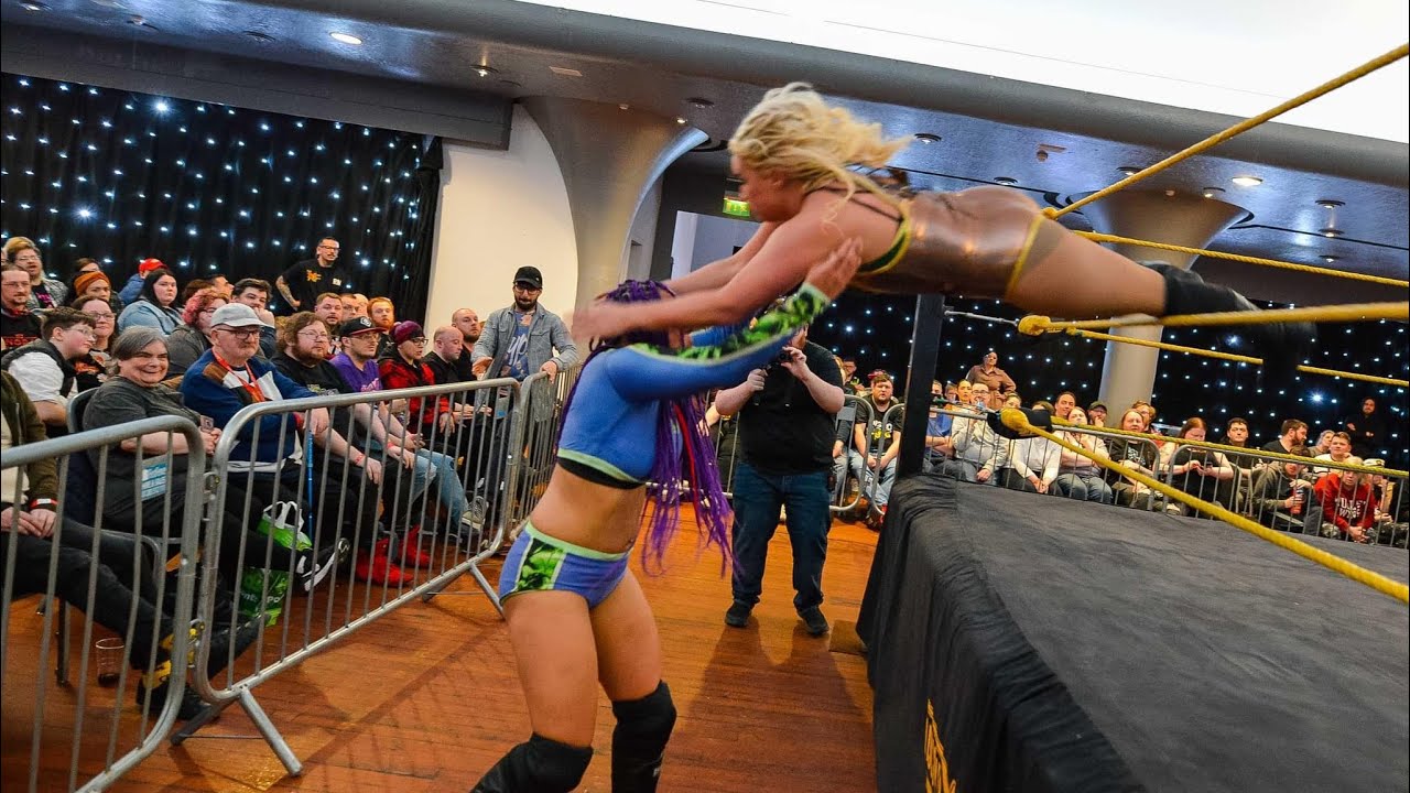 [FULL MATCH] Rhio vs Emersyn Jayne - Discovery Wrestling