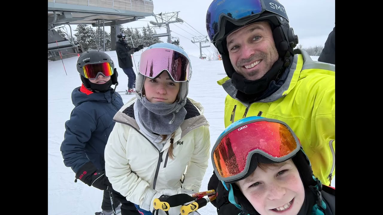 HOT DOGGIN Ski Day with the Grossman's, Murphy's and Cronin's 2/2026