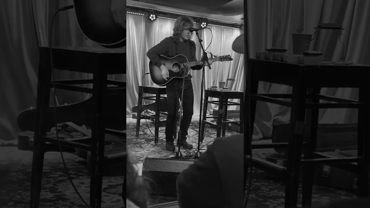 Singalong at Jesse Welles’s Un-American Summer Camp: Have You Ever Seen the Rain?