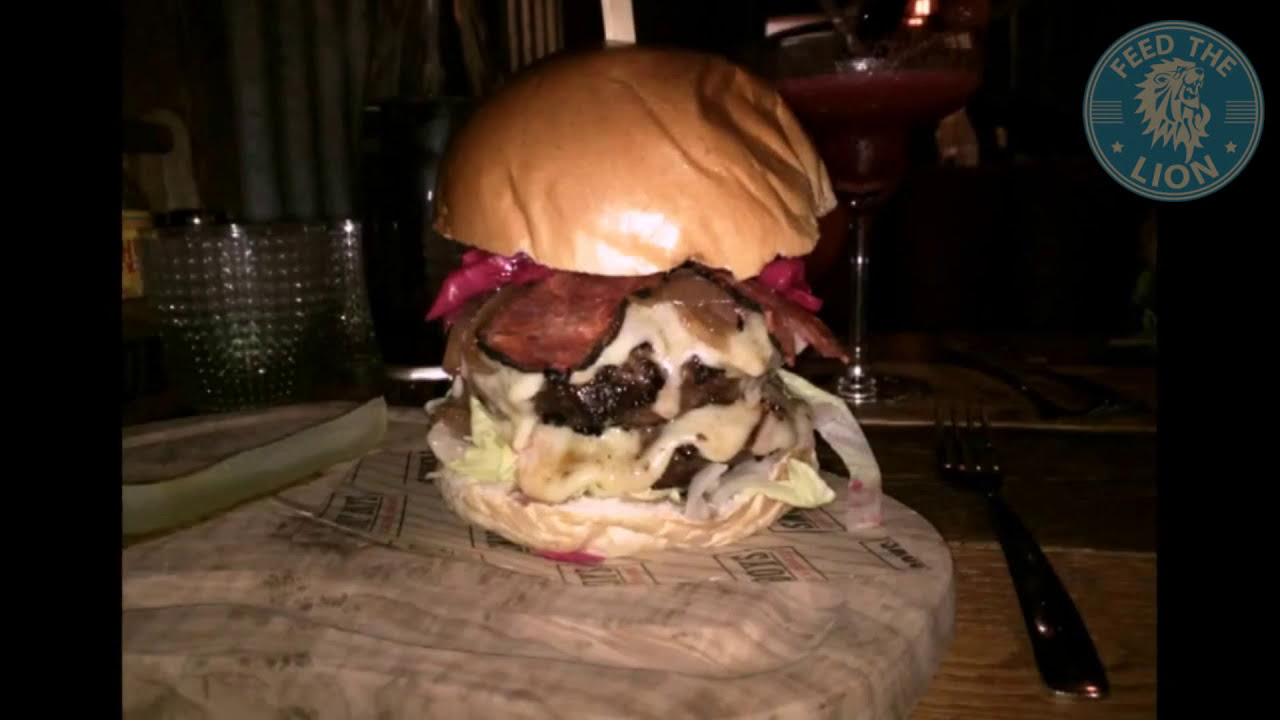 Smoky Boys in St Albans, Watford - Burgers, shakes and ribs.