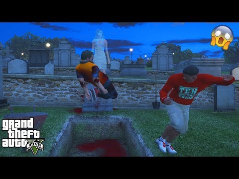 GTA 5 - DON'T Jump Into The SCARY HAUNTED GRAVE at 3AM (secret)