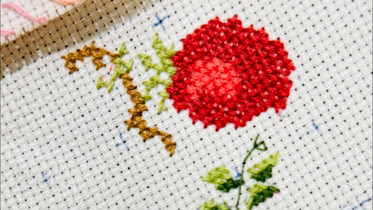 【刺繍】ピーターラビット68号②いちごのへたとティミーウィリーのモチーフアシェット