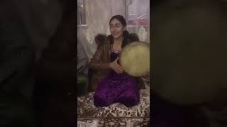 دختر بی ادب تاجیکی 🤣😂😂