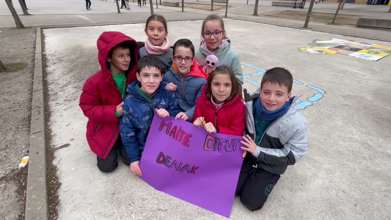 M8: Konplize ditut eta, maite ditut denak!