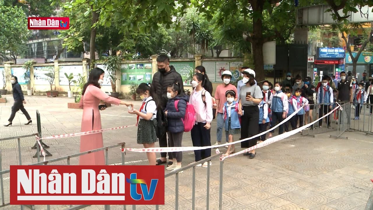 Học sinh háo hức trở lại trường - youtube