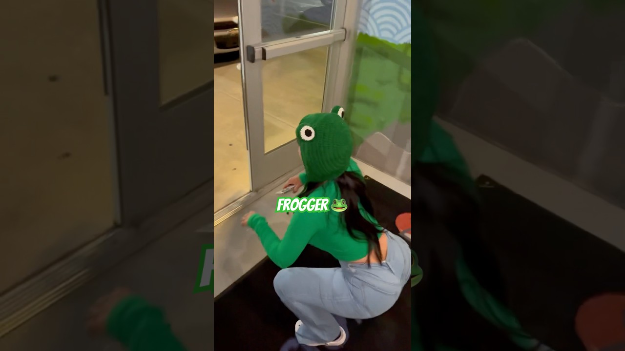 Frogger 🐸 #frogger #utah #fanx
