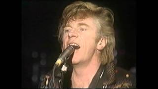 Watch Dave Edmunds King Of Love video