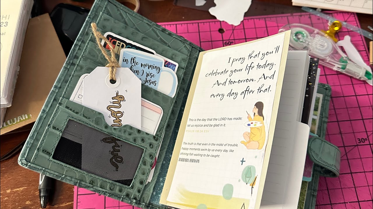 A6 Traveler’s Notebook - DIY String Insert 