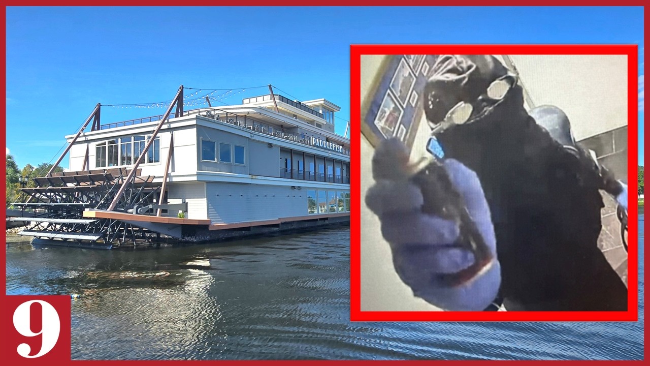 Мужчина в акваланге ограбил ресторан Disney и скрылся в пруду