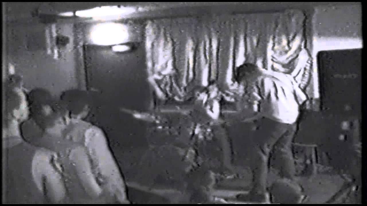 Sea Scouts - 'Word as a Weapon' live at the Bav Tav, Hobart 5/1/2000