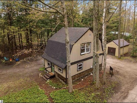 3513 River Road, Frankfort, MI home video tour