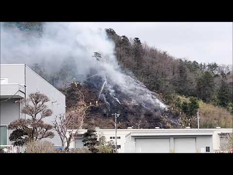 山林火災での消火活動の様子（2023.03.12）