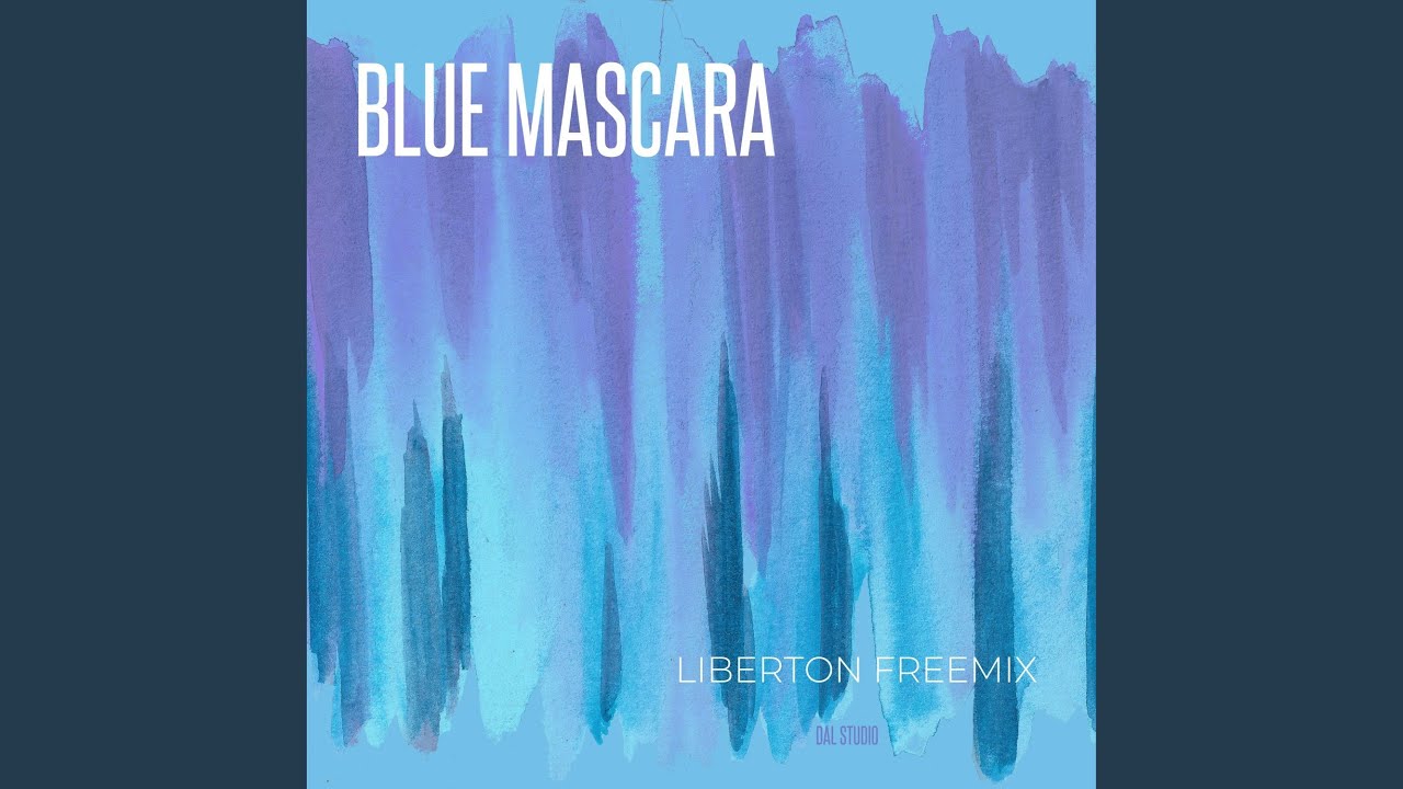 Blue mascara
