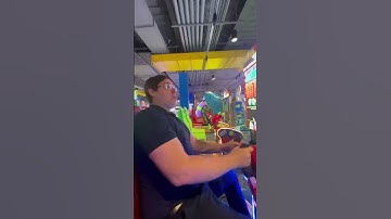 I didn’t know Space Invaders could be so intense! #retro #spaceinvaders #gaming #funny