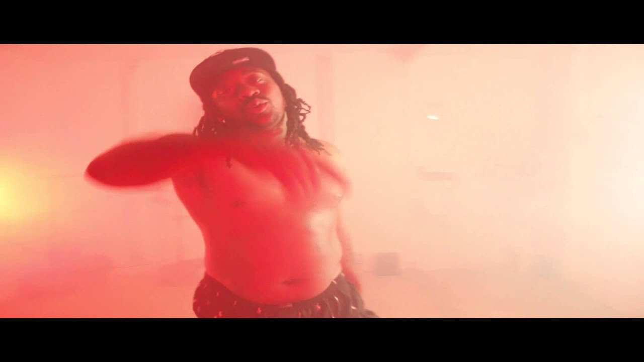 LaRue Doe  behind the scenes of Sumbody pray for me