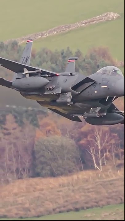 Eagle in the Loop - F15 Mach Loop. #darrenedwardsaviation
