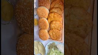 Fast Food Style Chicken Burgers Made at Home 🔥|| ساندوتش الدجاج المقرمش بطريقة احترافية زي المطاعم