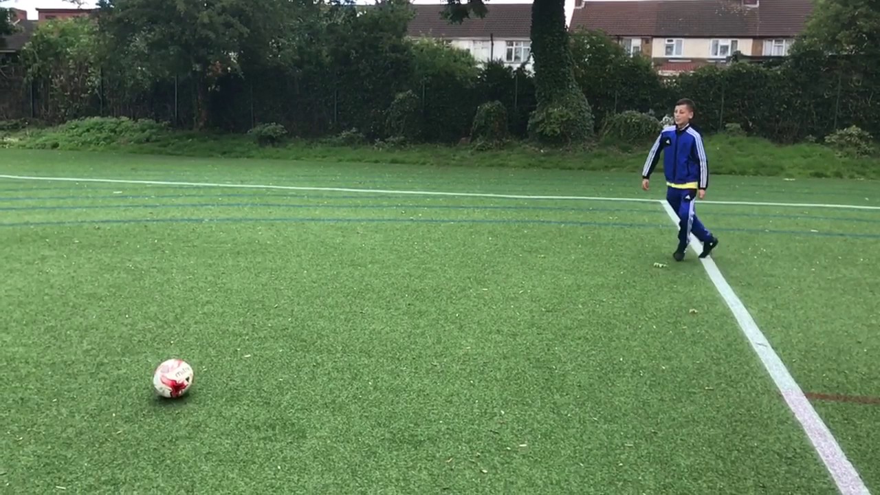 Free kick top bins YouTube