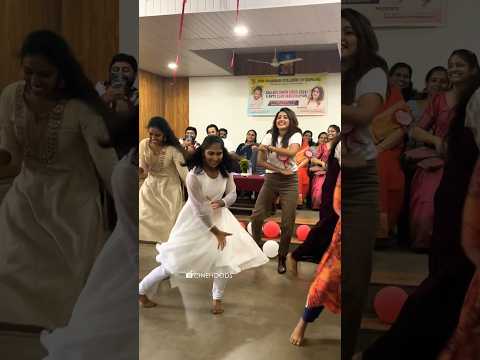 തന്റെ പാട്ടു വന്നതും സ്റ്റേജിൽ നിന്ന് ചാടിയിറങ്ങി കളിച്ച് Mahima Nambiar😍Jai Ganesh #mahimanambiar