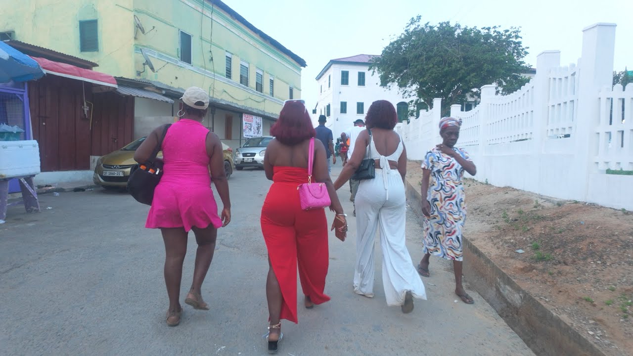 CAPE COAST STREETS WALKING TOUR
