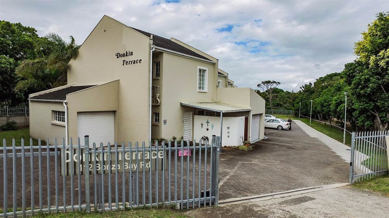 3 Bedroom Townhouse for sale in Eastern Cape East London To The Wild