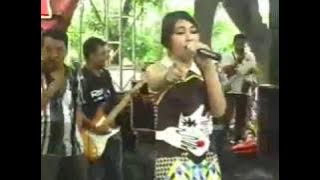 Cinta Terlarang - Lagu & Lirik #Via Vallen #OM SERA   #Live: Taman ria Maospati