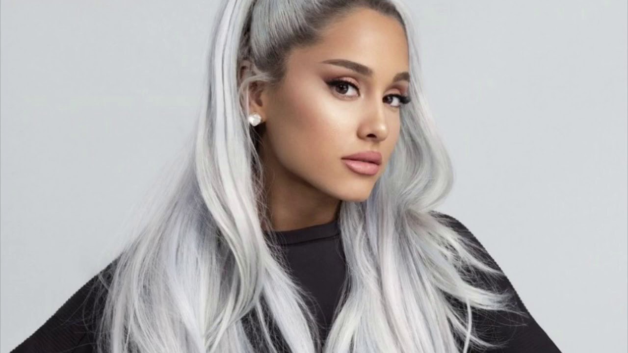 Ariana Grande - 7 Rings (9D Audio)