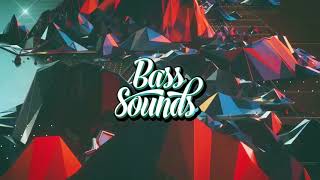 Camila Cabello - Havana ft. Young Thug (Colin Hennerz x Michael Pugz Bootleg) (Bass Boosted)