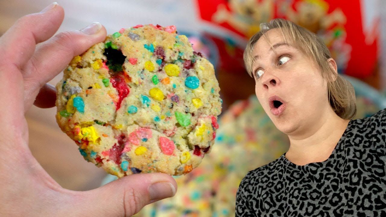 MAKE THESE GrownUp Lucky Charms Marshmallow and Fruity Pebbles Cookies