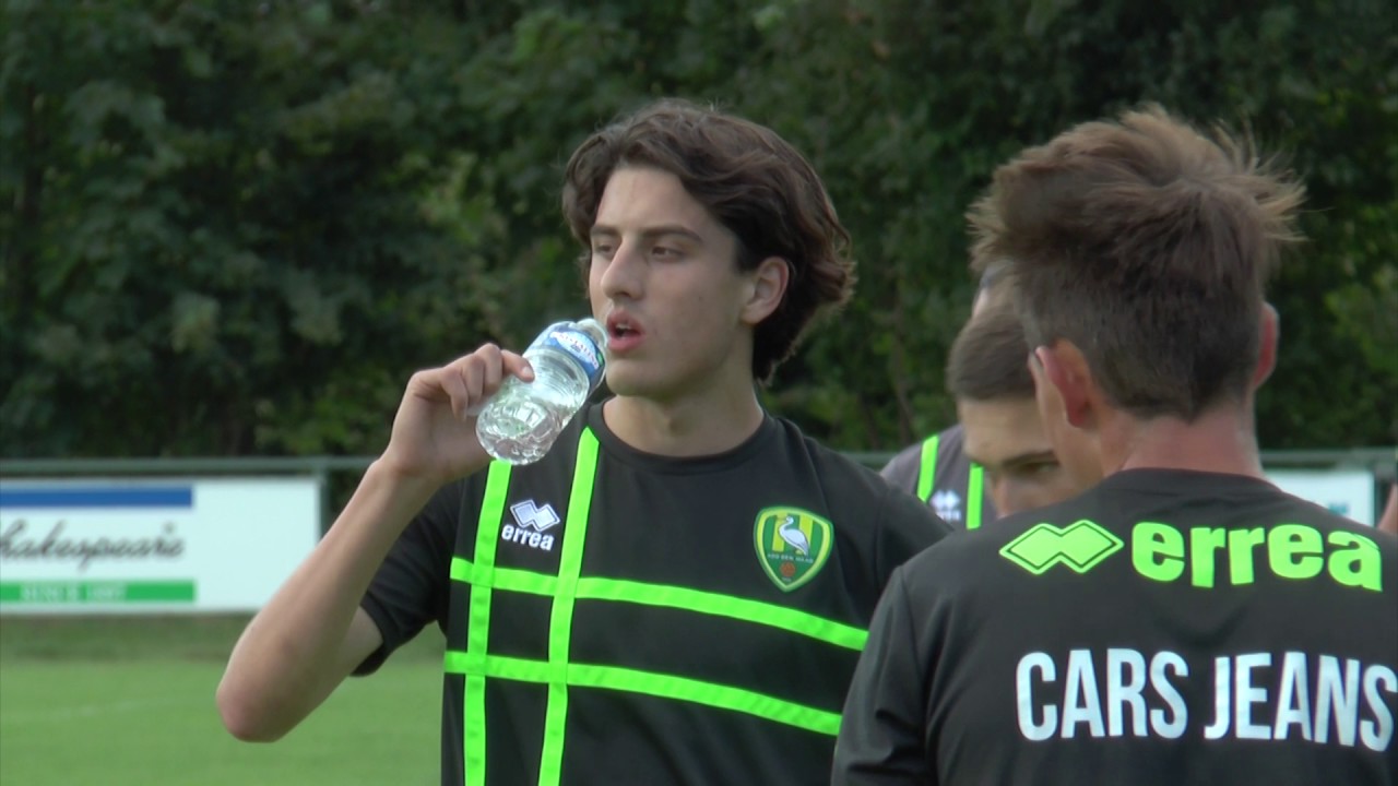 Mats van Kins (Jong ADO Den Haag) op trainingskamp in Zeeland YouTube