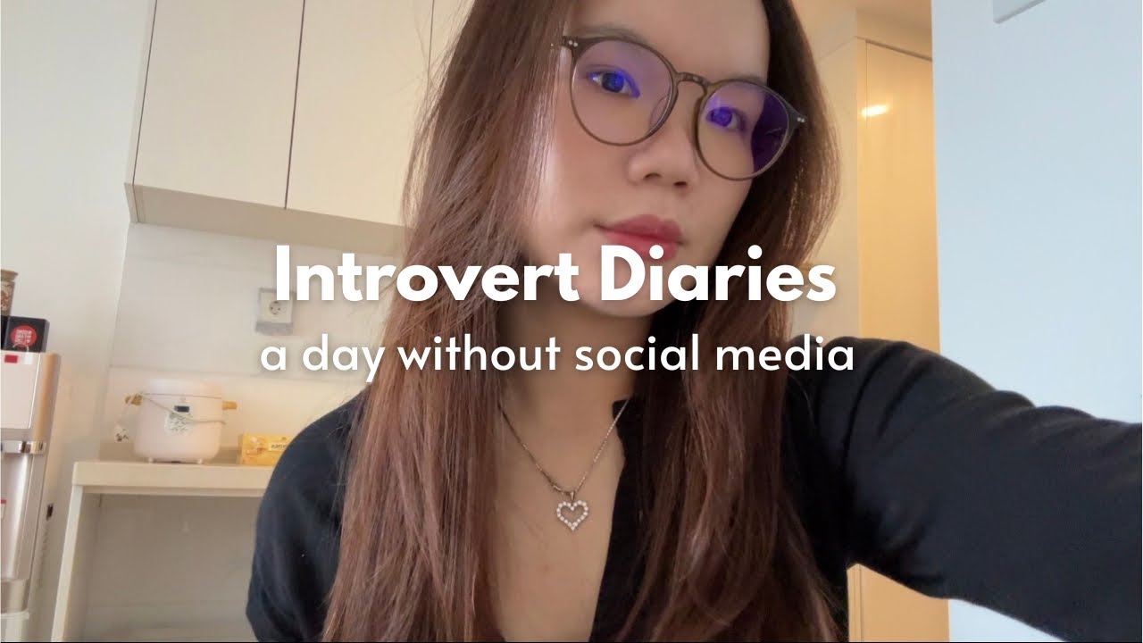 Introvert Diaries | a day without social media, cafe vlog, reading and journaling.