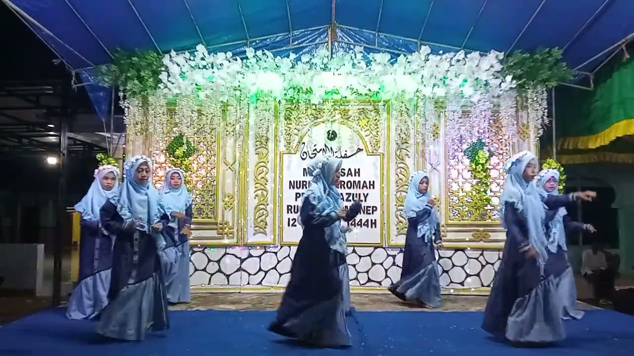 Tabassam (tarian islami) oleh putri cantik