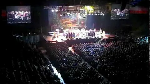 Kenny Rogers w/ The Richard Gard Singers - Pt.4