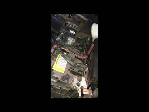 How to change the battery of a Chevy Malibu - YouTube