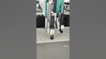 Vibrating knife cutter - the ultimate solution for cutting small multi-layer fabrics